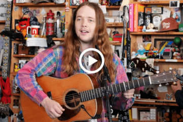 Billy Strings Tiny Desk